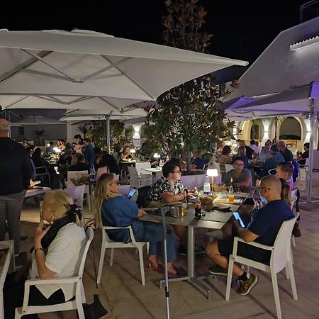 Rosa Marina Frontline Beach Остуни Экстерьер фото